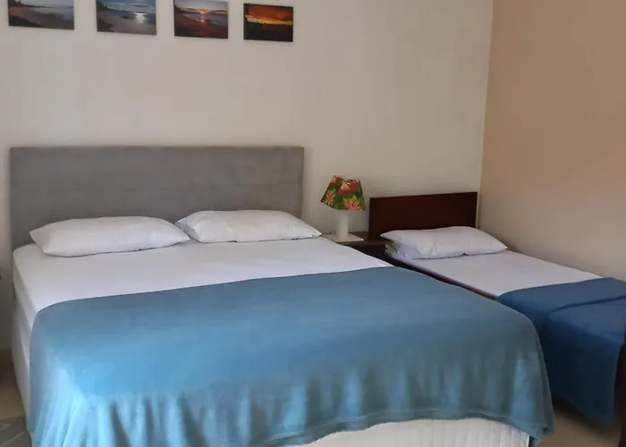 Ferias E Alegrias Em Casa Pe Na Areia!