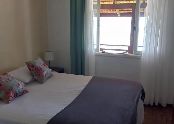 Ferias E Alegrias Em Casa Pe Na Areia!