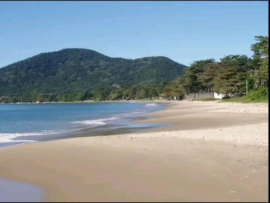 Ferias E Alegrias Em Casa Pe Na Areia! Holiday home