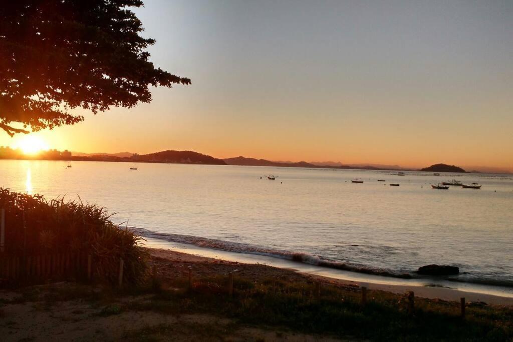 Ferias E Alegrias Em Casa Pe Na Areia! *